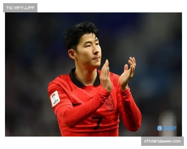 告别时刻?镜头捕捉孙兴慜赛后向主场球迷长时间致意 告别时刻?镜头捕捉孙兴慜赛后向主场球迷长时间致意